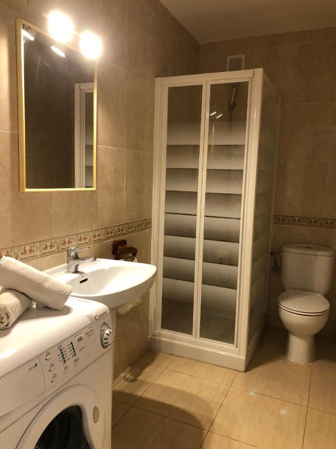 Renovado Apartamento En Zona Residencial A Pasos Del Mar 萨洛 外观 照片