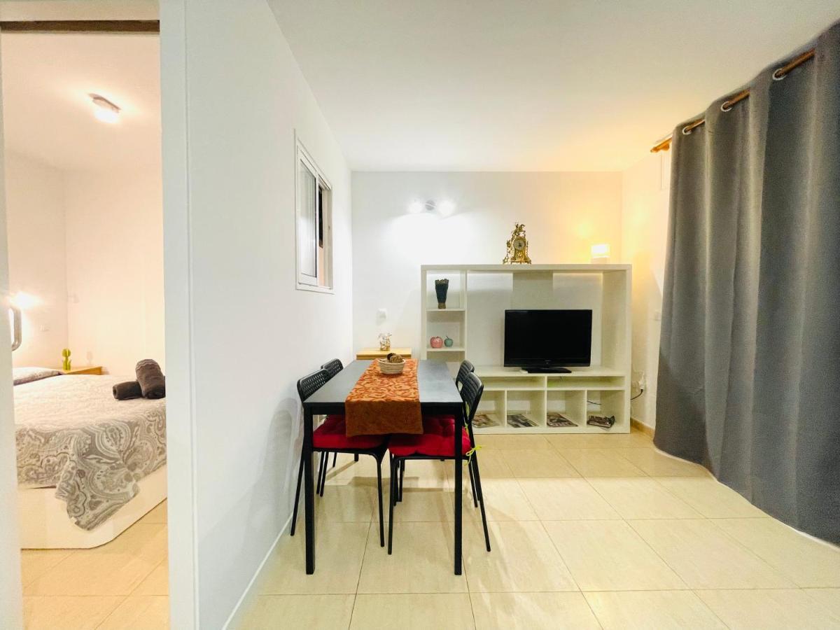 Renovado Apartamento En Zona Residencial A Pasos Del Mar 萨洛 外观 照片